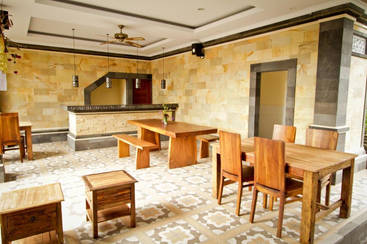 Wisma tamu Awan Bali House